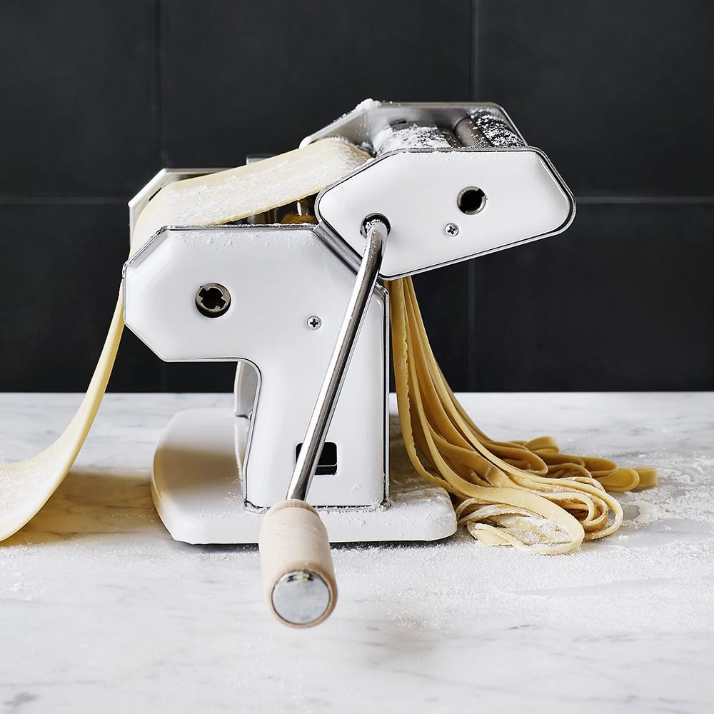 Imperia pasta roller top